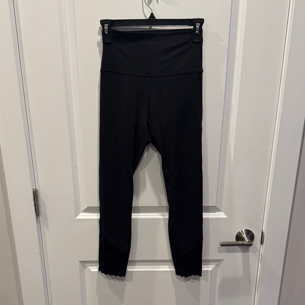 Lululemon High-Rise Leggings – Size 6